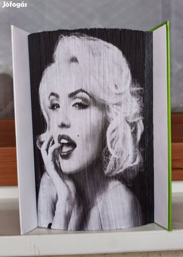 Marilyn Monroet ábrázoló könyvszobor, ajándék, dísztárgy