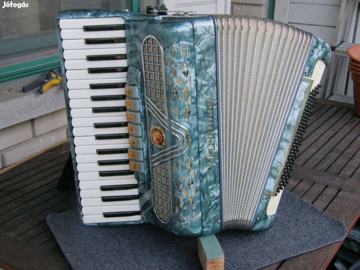 Marinucci 80 bassz. olasz harmonika tangóharmonika