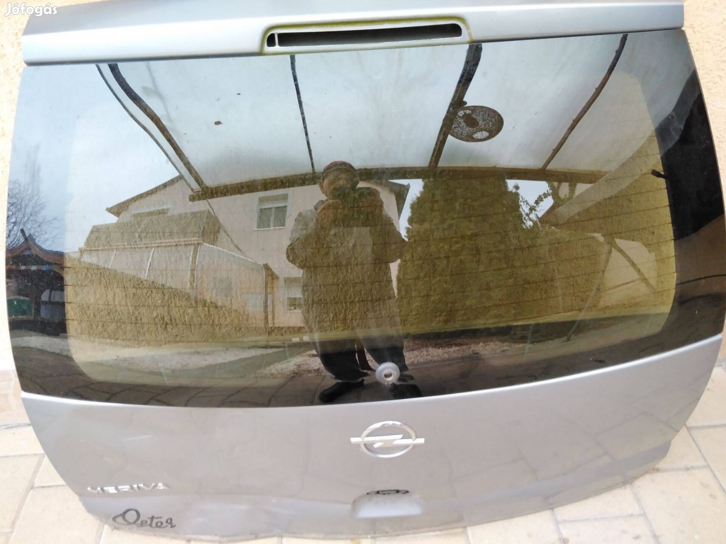 Mariva Hátso Ablak Elado 3-Honapos 10000FT Ujonan 40000