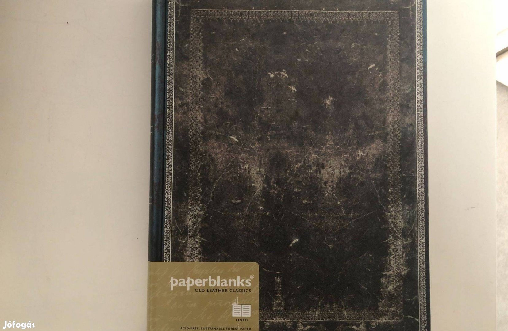 Márka Paperblanks jegyzetfüzet Midnight Steel, bélelt, bekötött kö