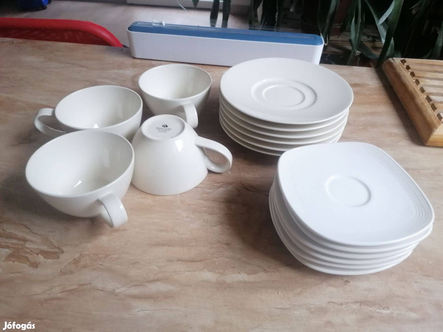 Márkás, porcelán teázó, készlet eladó!