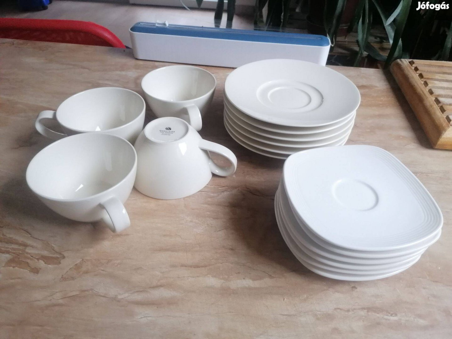 Márkás, porcelán teázó, készlet eladó!