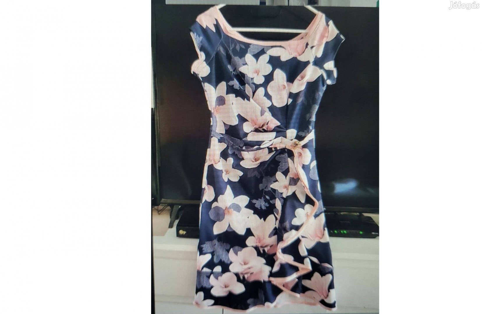 Márkás alkalmi ruha