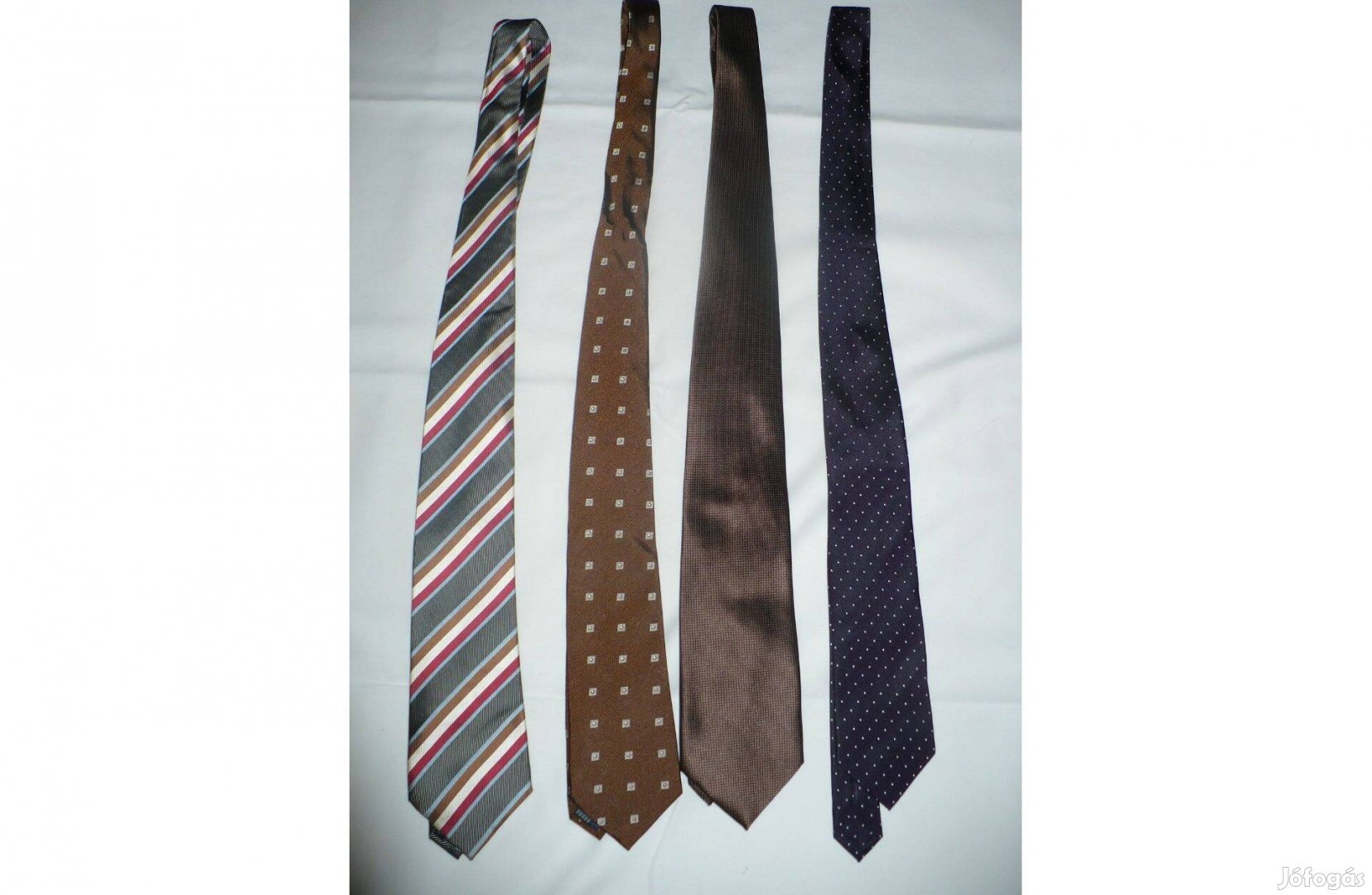 Márkás férfi nyakkendők