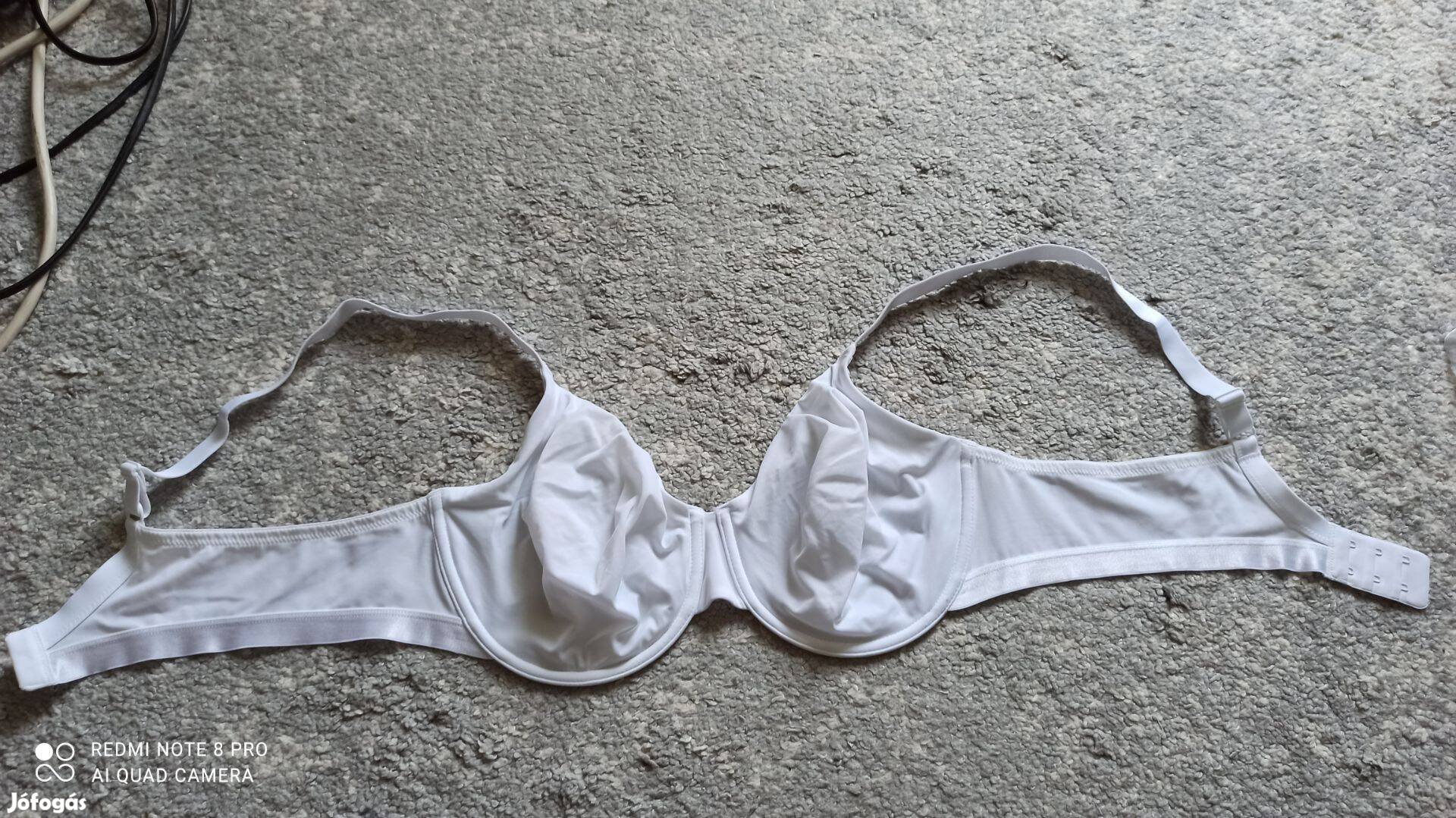 Marks & Spencer fehér melltartó 90C