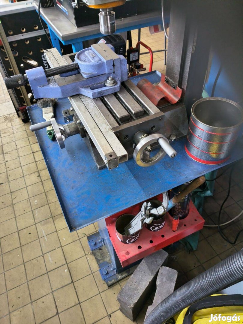 Maró gép asztal 400 x 180 utja 300