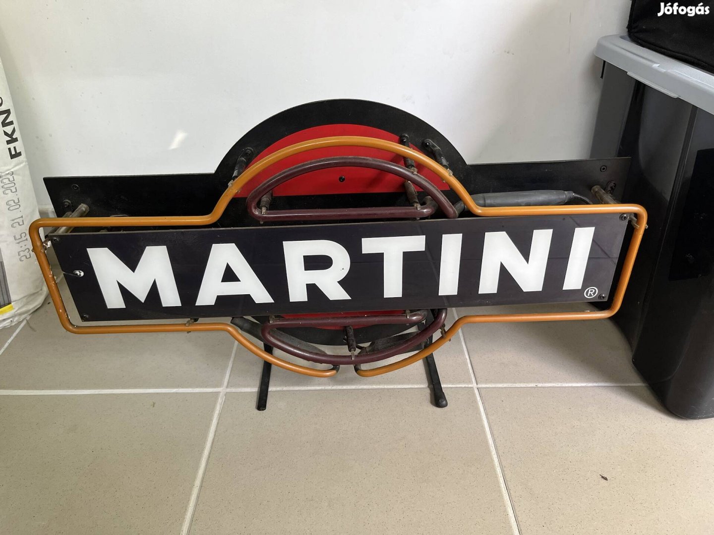 Martini húzott neon alkatrész