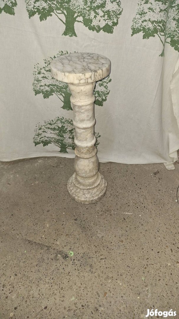 Márványoszlop 65cm