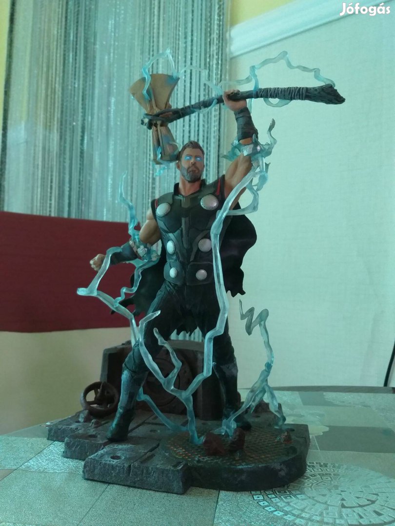 Marvel Gallery Thor diorama