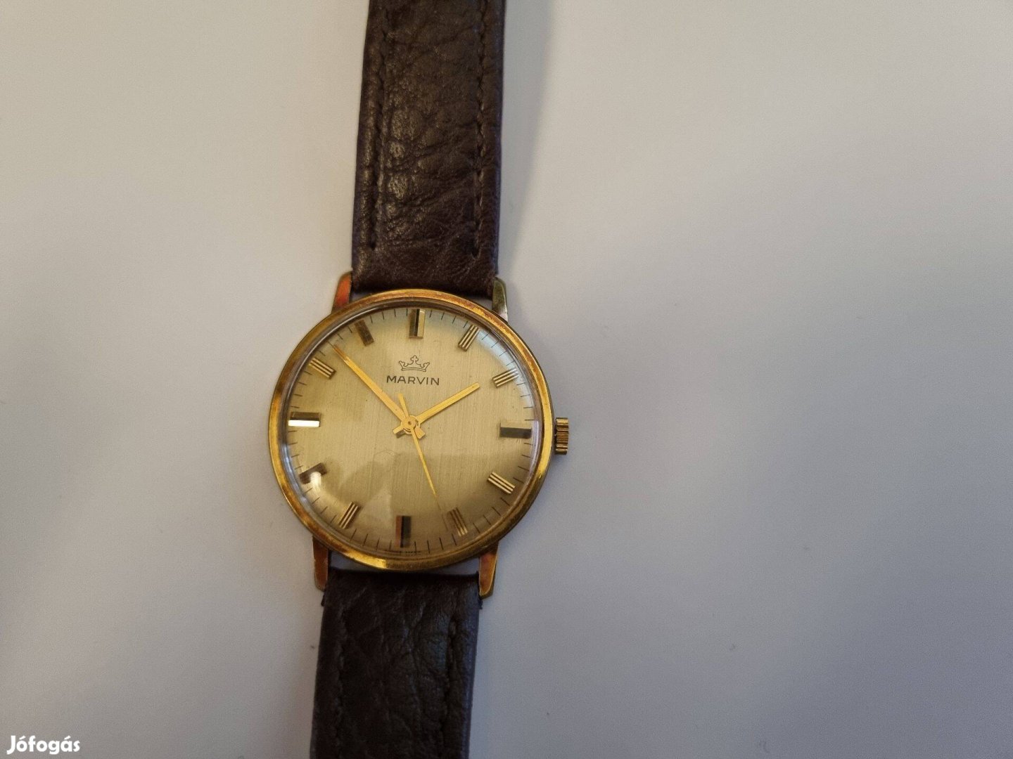 Marvin svájci, aranyozott, 34mm-es 1960-as évekbeli férfi karóra, szép