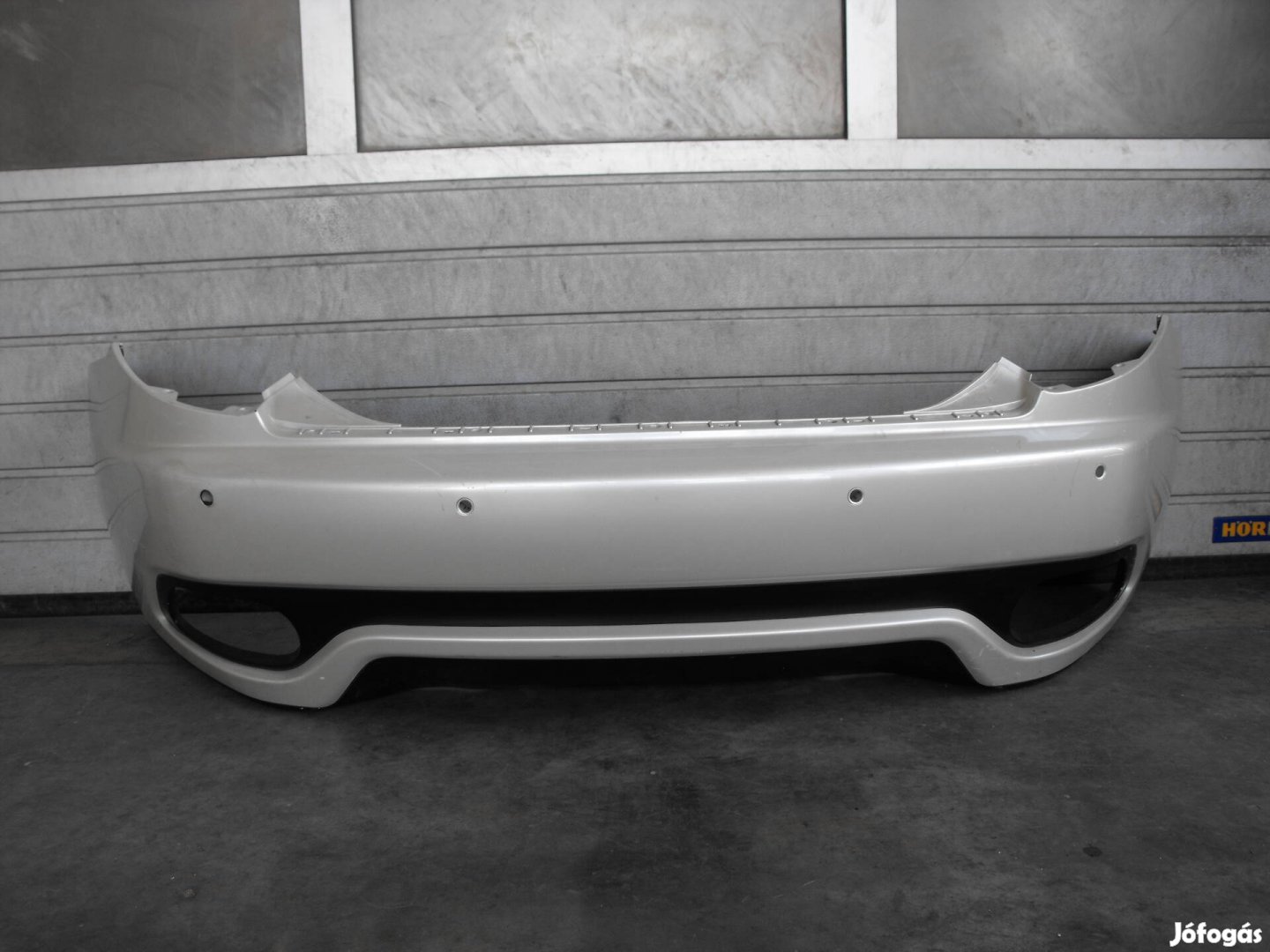 Maserati Gran Turismo hátsó lökhárító lökő 2007-2012 080063200