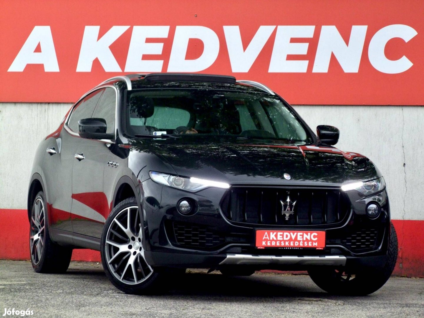 Maserati Levante 3.0 D V6 (Automata) LED Panorá...