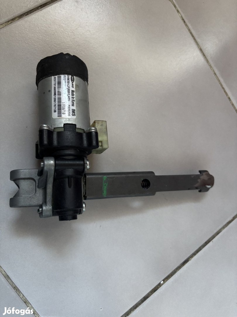 Maserati Quattroporte VI ülés állító motor L0237731AA09