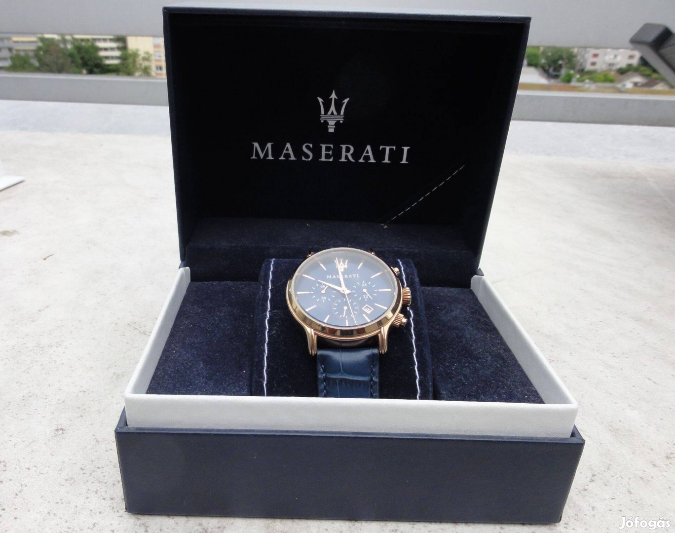 Maserati férfi karora