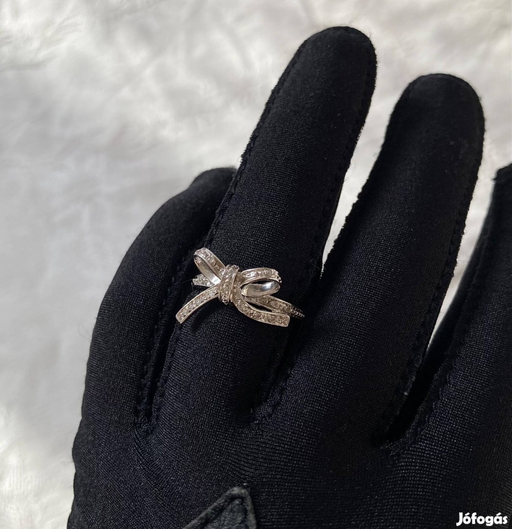 Masnis gyémántköves ezüst gyűrű