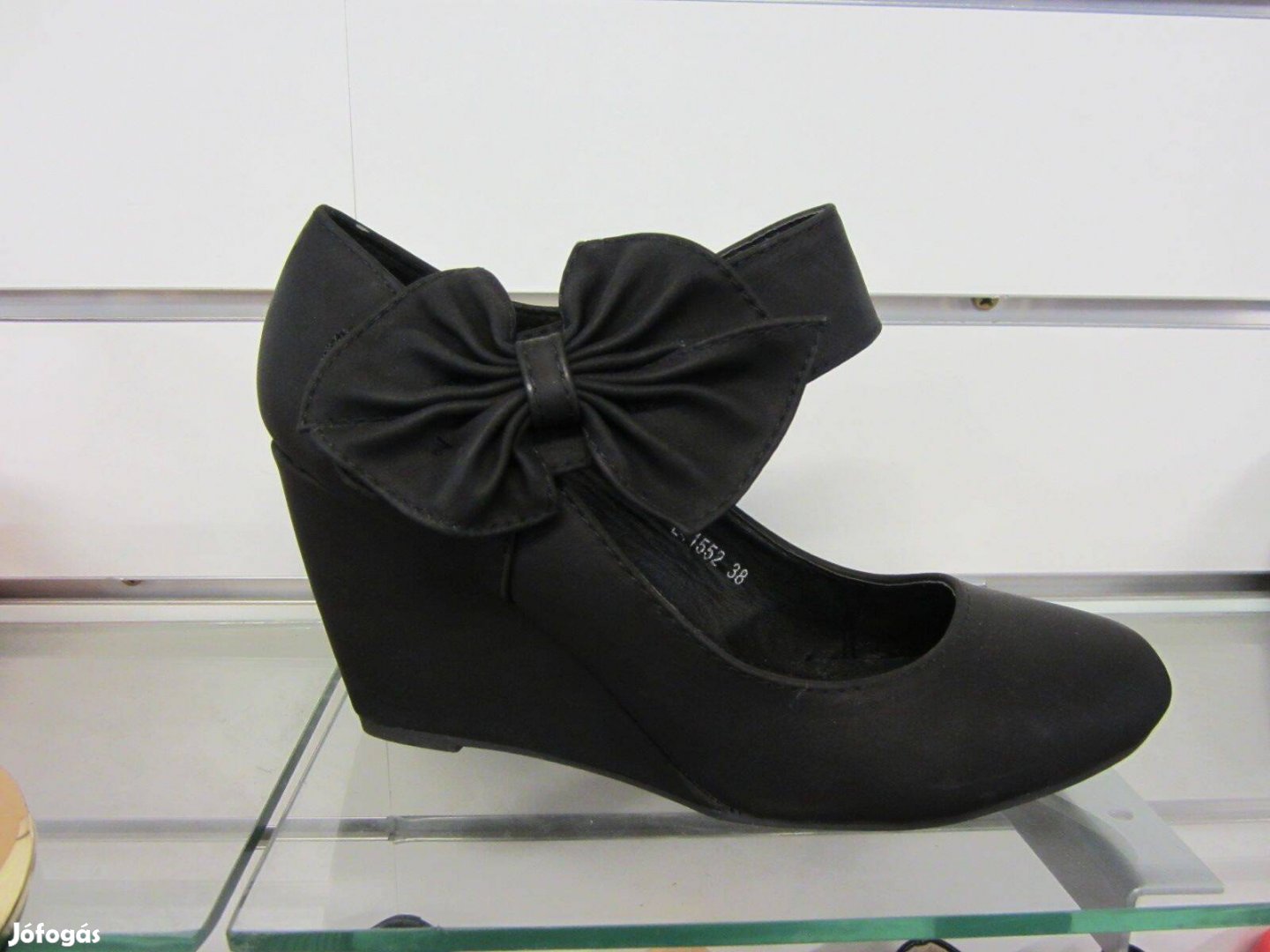 Masnis pántos telitalpú női cipő!3840