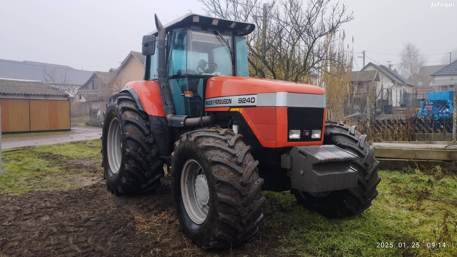 Massey Ferguson 9240