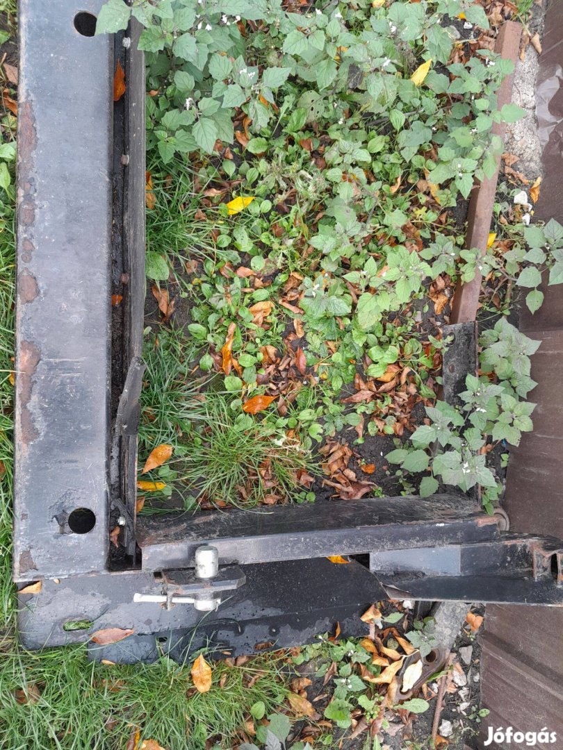 Massey Ferguson kombájn adapter kapcsólokeret