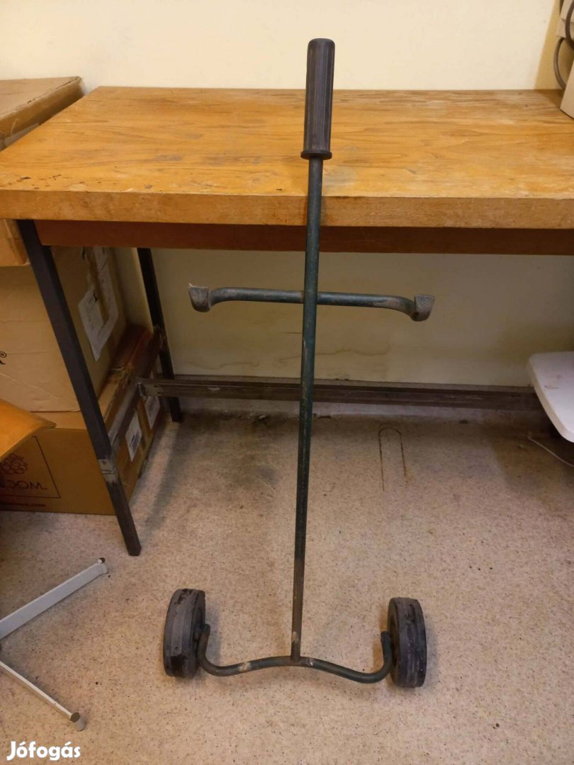 Masszív acélvázas kukaszállító kuli Kuka mozgató kocsi