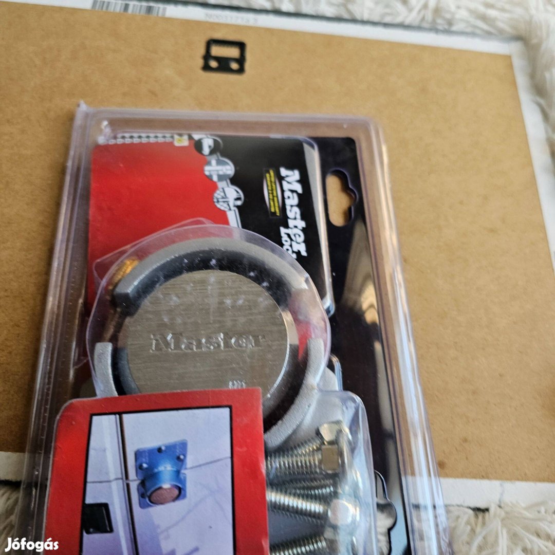 Master Lock 736d csomagtér zár új dobozos