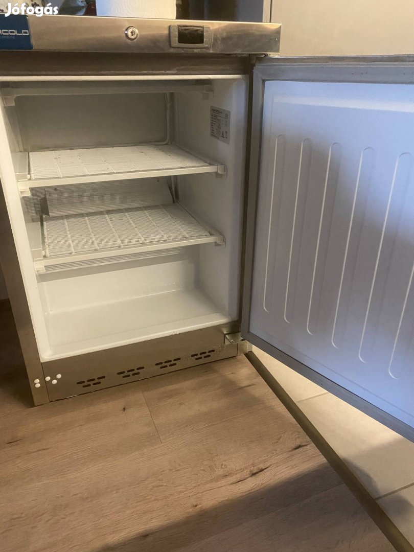 Mastercold fagyasztó szekrény 130 l