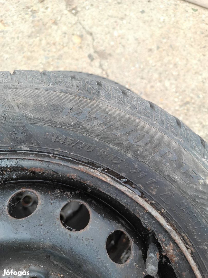Matador 145/70 R13 téligumi 