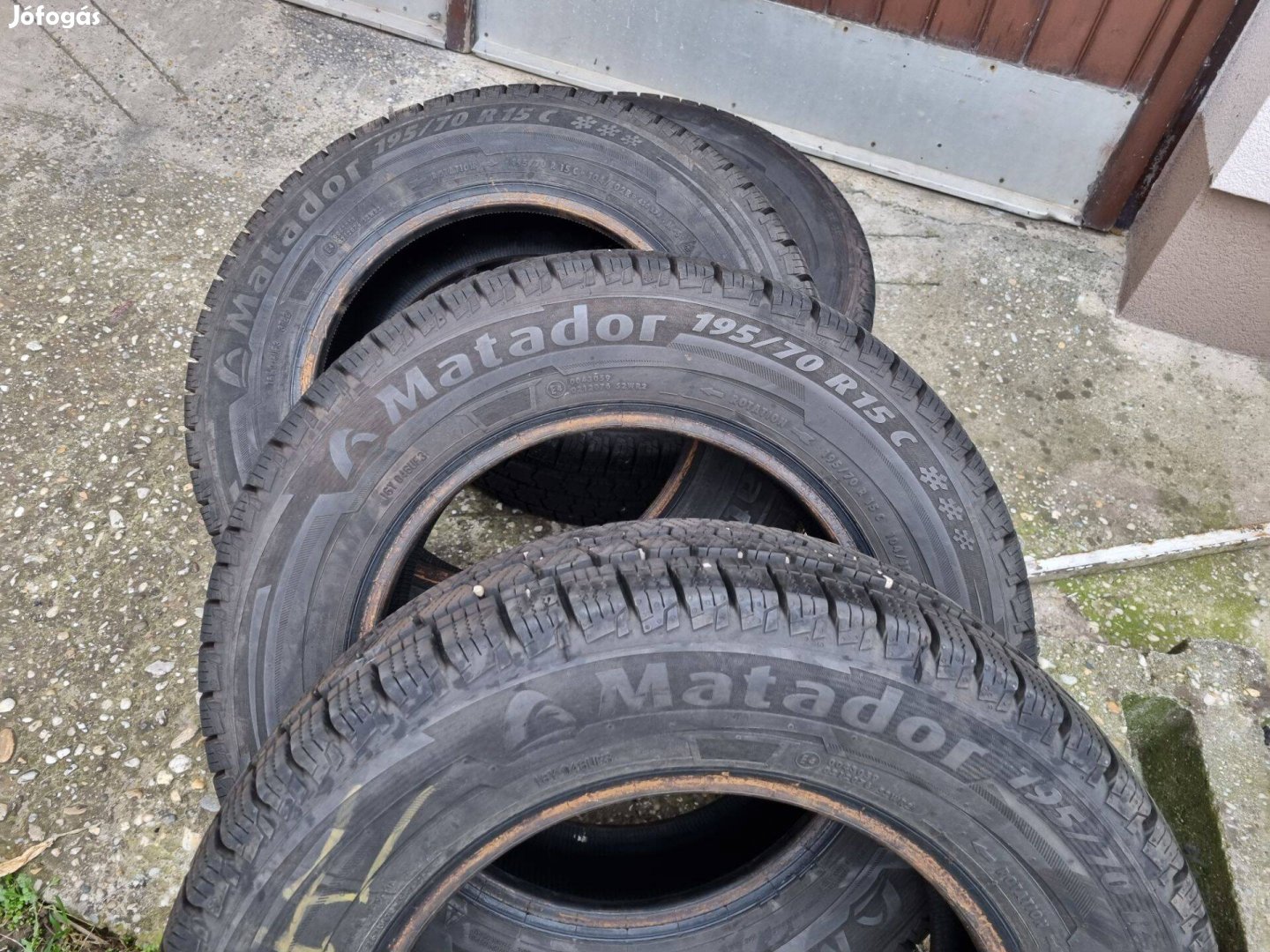 Matador 195/70 R15C téli gumi eladó