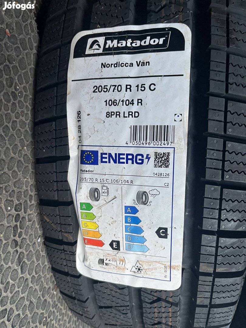 Matador 205/70 R15c új téligumi