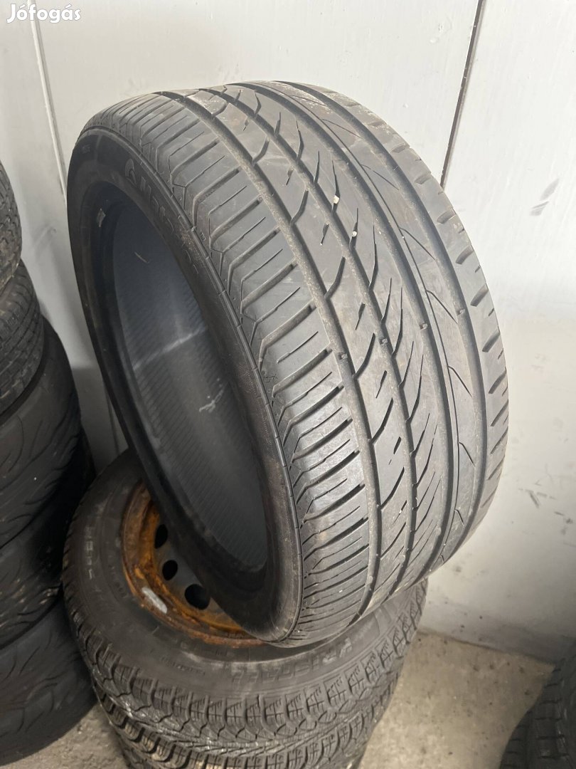 Matador 245/40 R17 1db