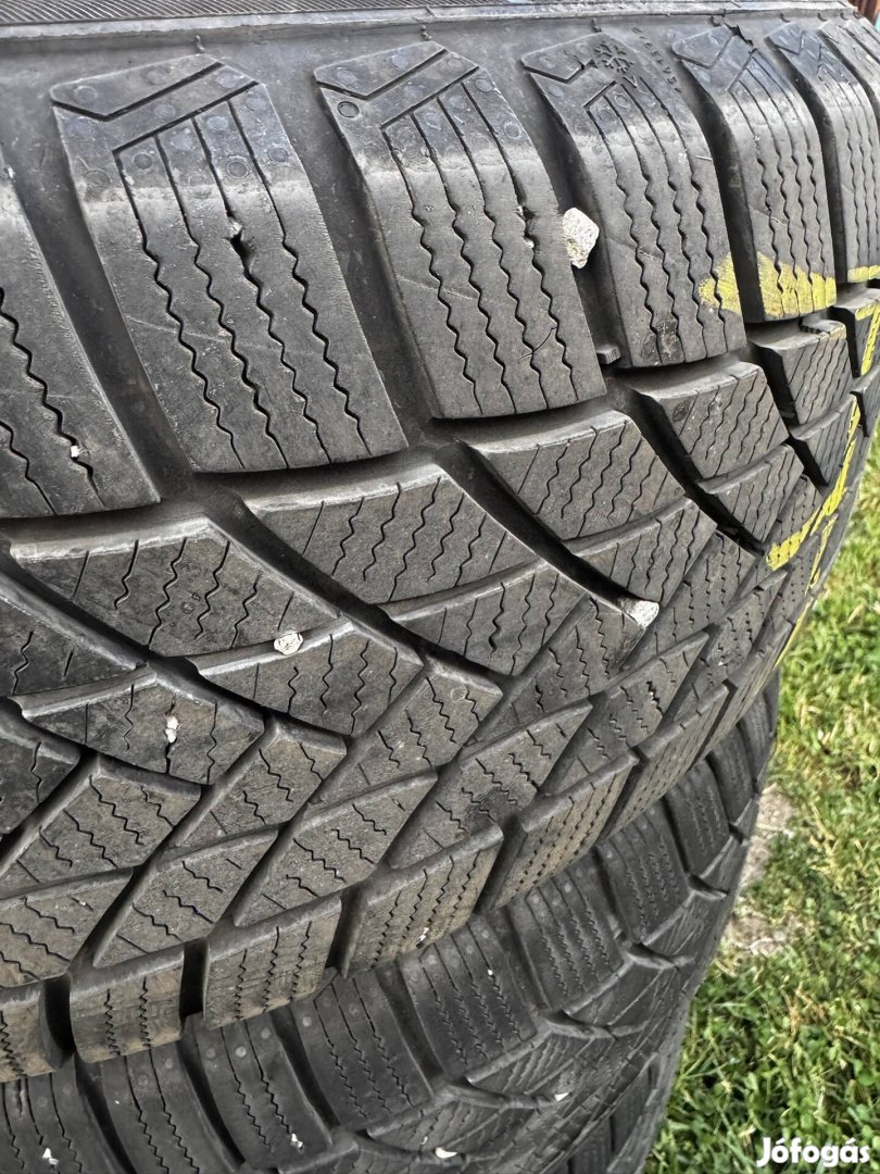 Matador Nordicca 215/55 R17 téligumi eladó