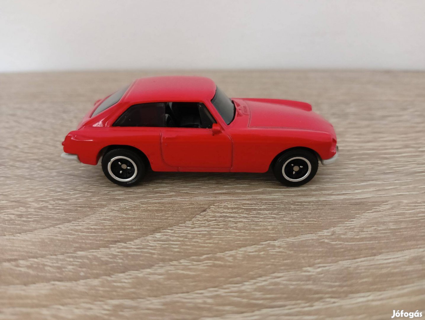Matchbox 1971 MGB GT Coupe red
