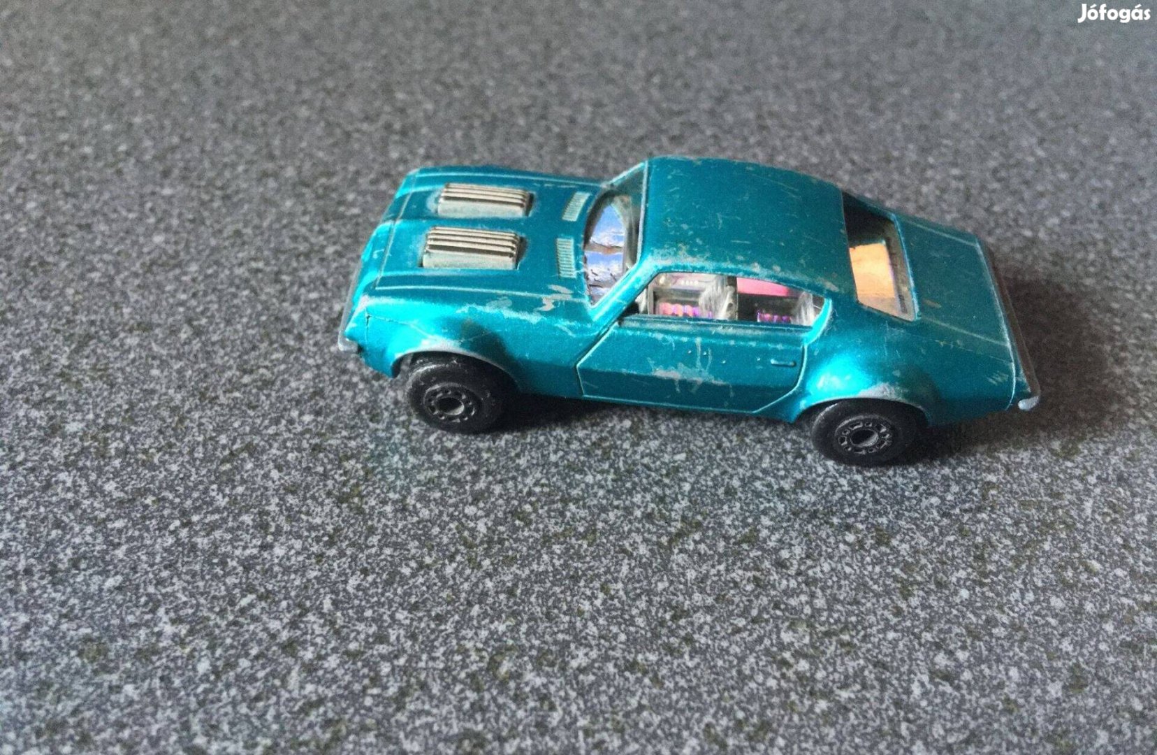 Matchbox 1975 pontiac firebird kisautó