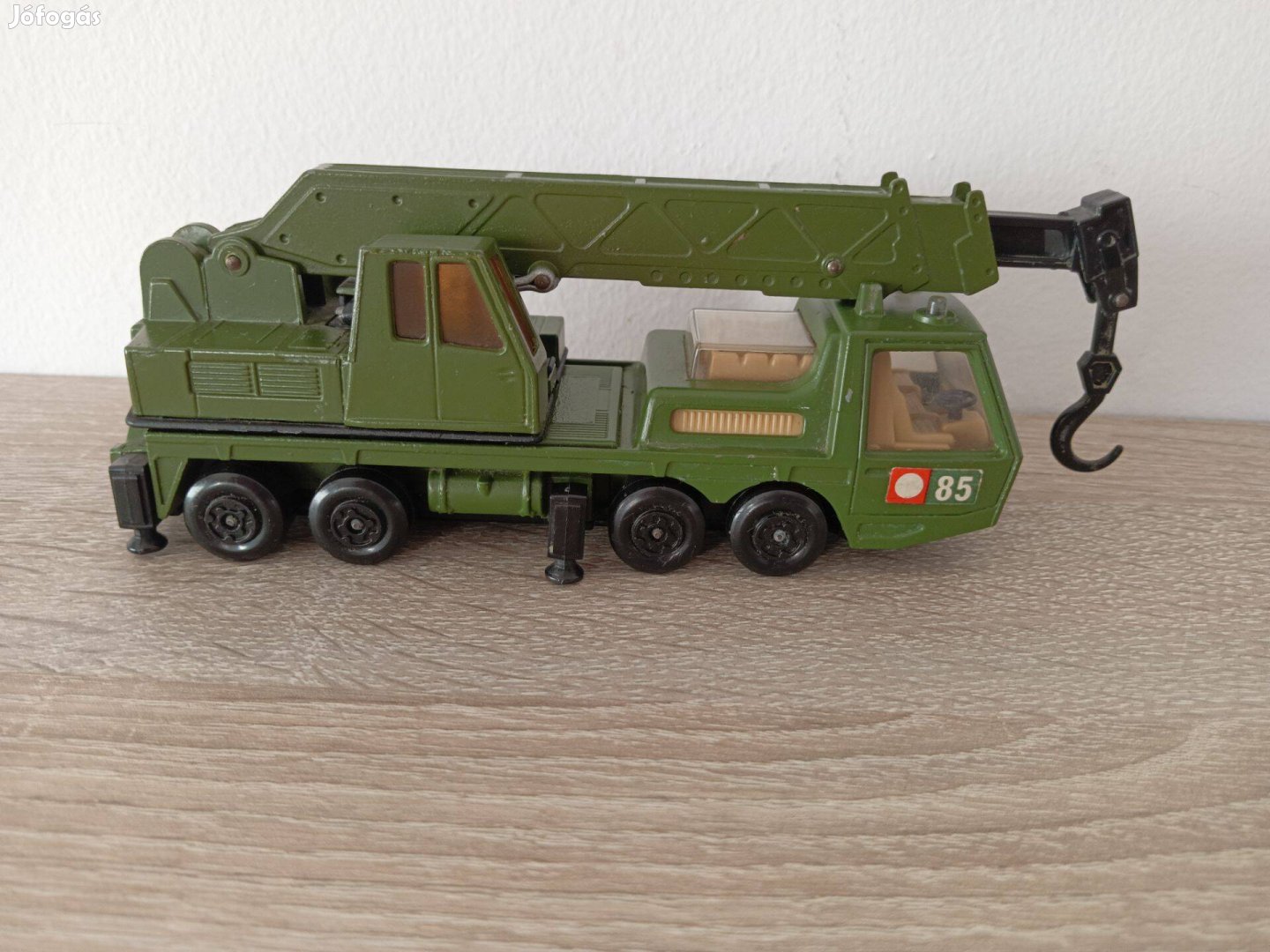 Matchbox Battle Kings K-113 Armored Mobile Crane