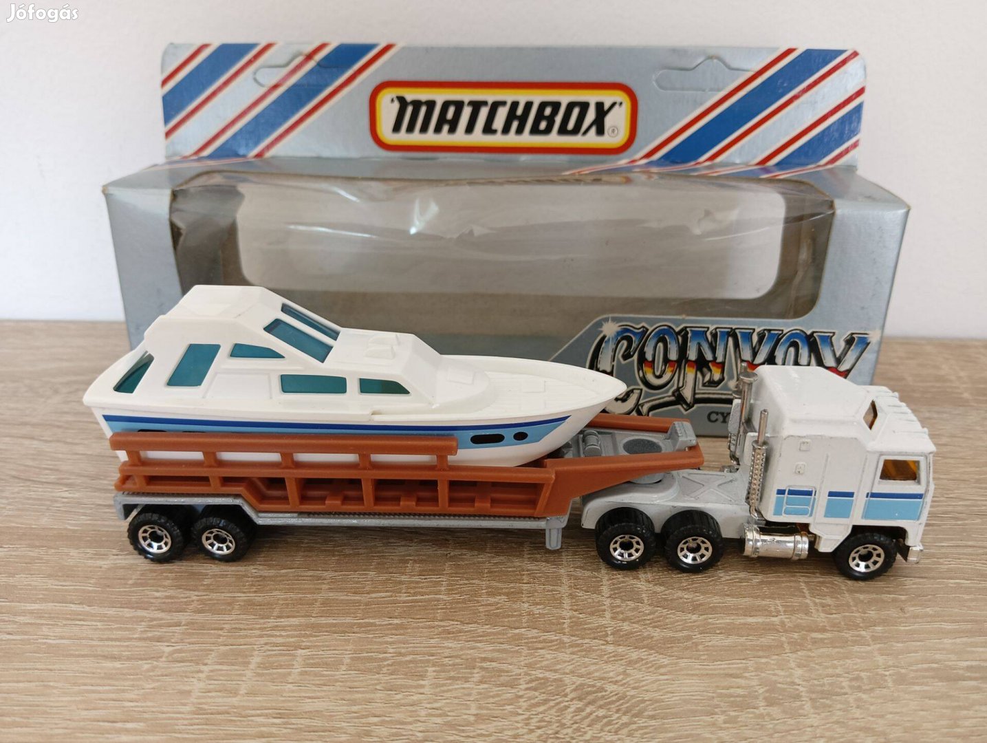 Matchbox Convoy Kenworth CAB Truck & Trailer With Power Boat