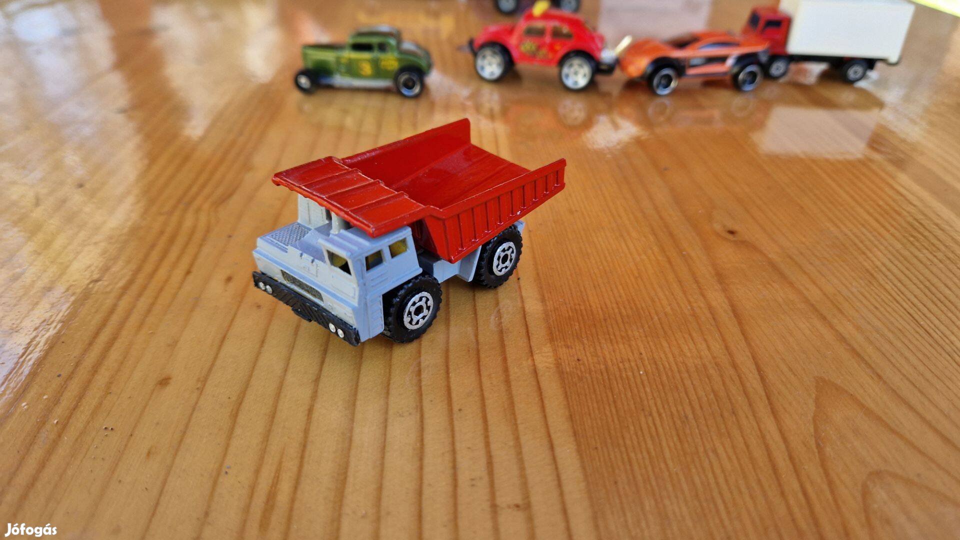 Matchbox Dump Truck Kisautó