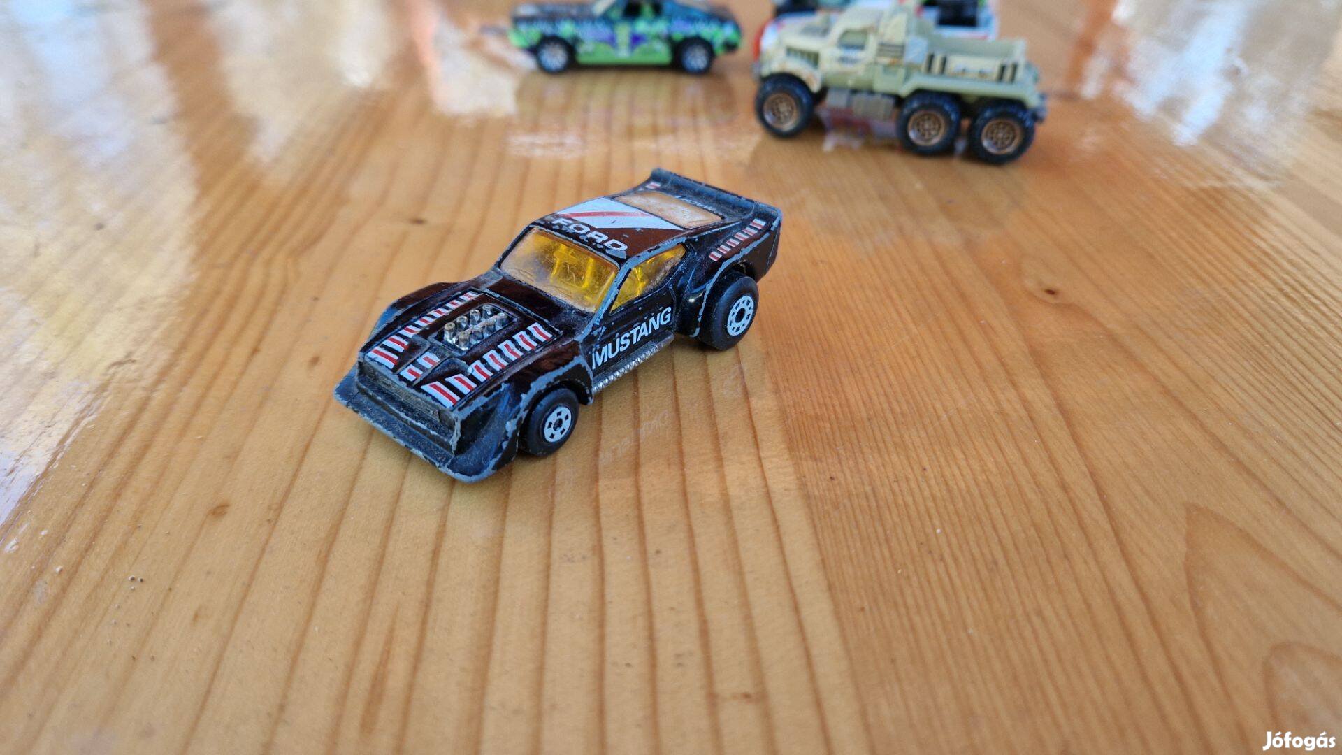 Matchbox Imsa Mustang Kisautó