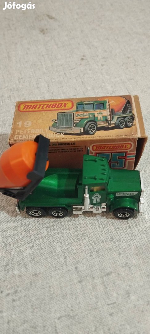 Matchbox Játék autó 