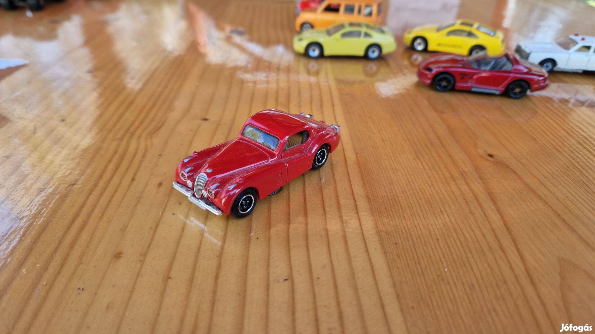 Matchbox Kisautó Csomag Gyűjtemény 16 Jaguar Jeep Land Rover