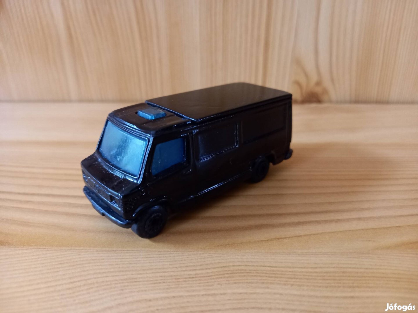 Matchbox Mercedes-Benz TV News Truck