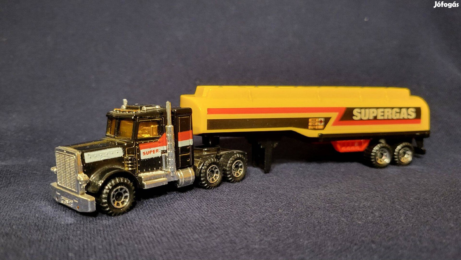 Matchbox Peterbilt tanker Convoy