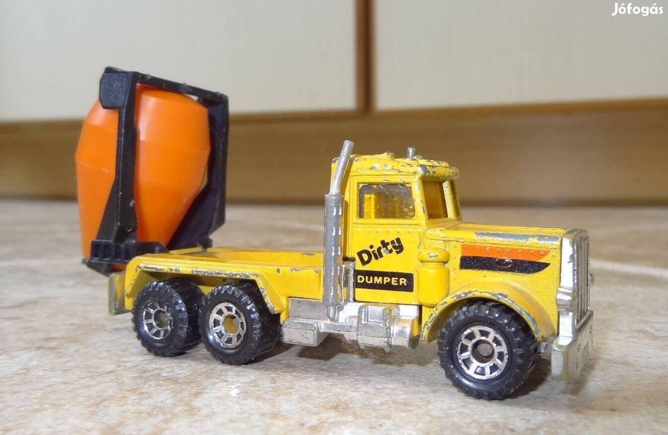 Matchbox Peterbuilt Dirty Dumper Cement Truck 1981 Macau kisautó