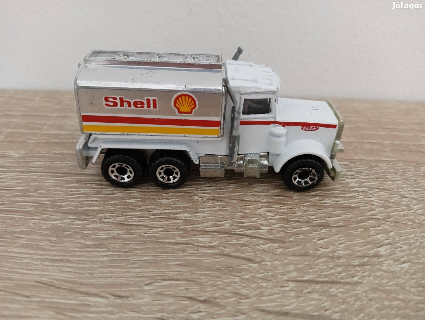 Matchbox Shell Peterbilt