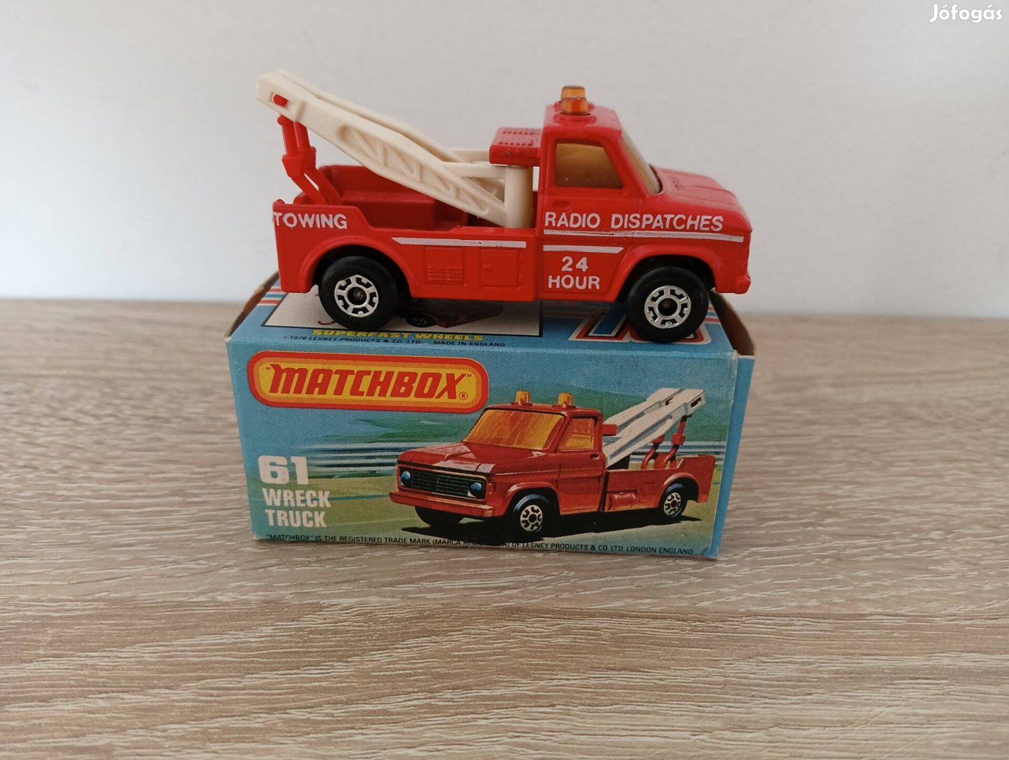 Matchbox Super FAST Box Wreck Truck NO.61 Radio Delivery 24 HOUR