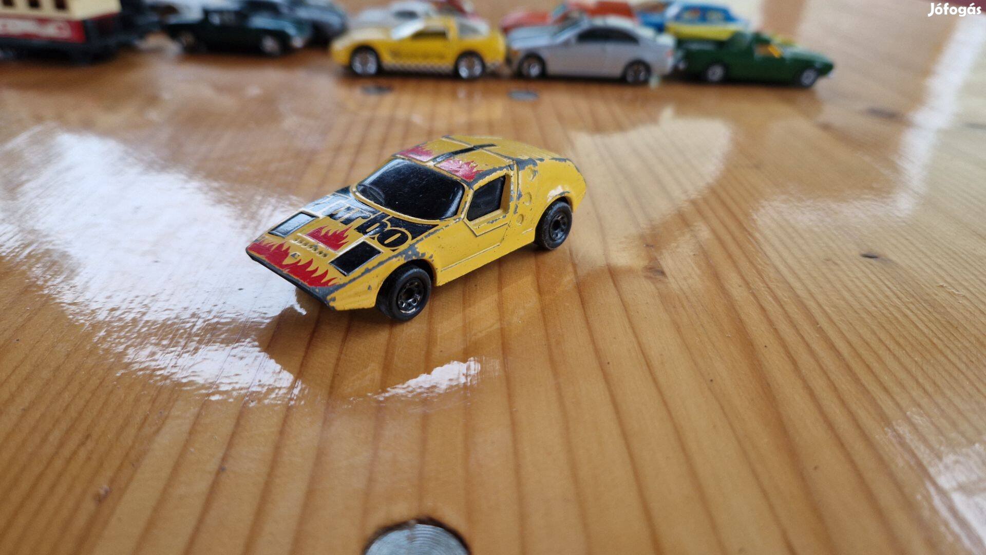 Matchbox Super GT 7/8 Kisautó