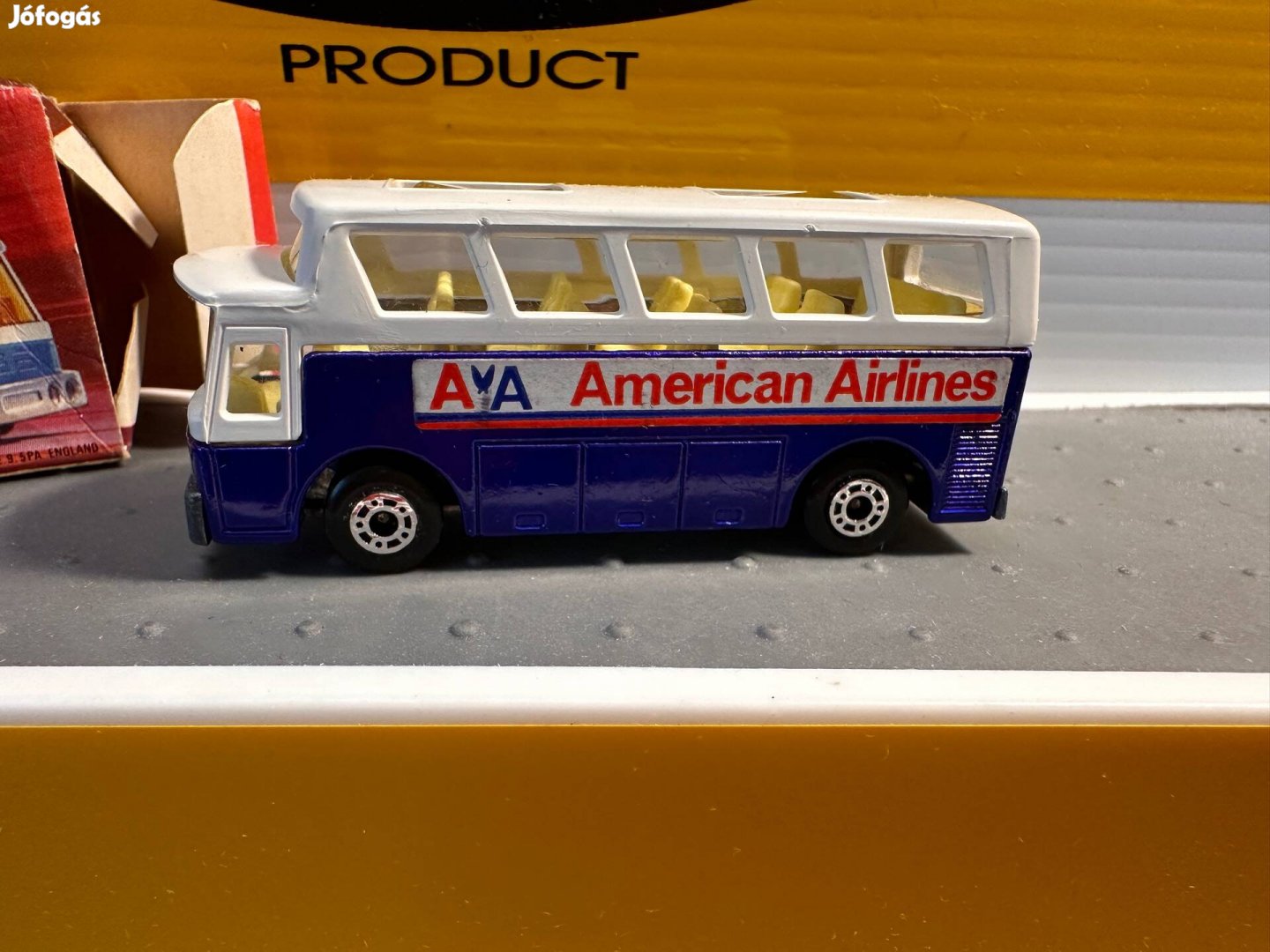 Matchbox Superfast 65 Airport Coach