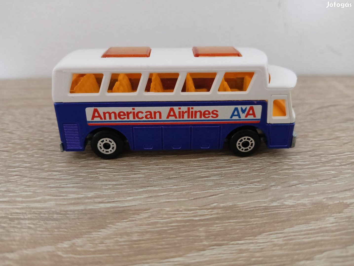 Matchbox Superfast 65 Airport Coach Bus American Airlines,