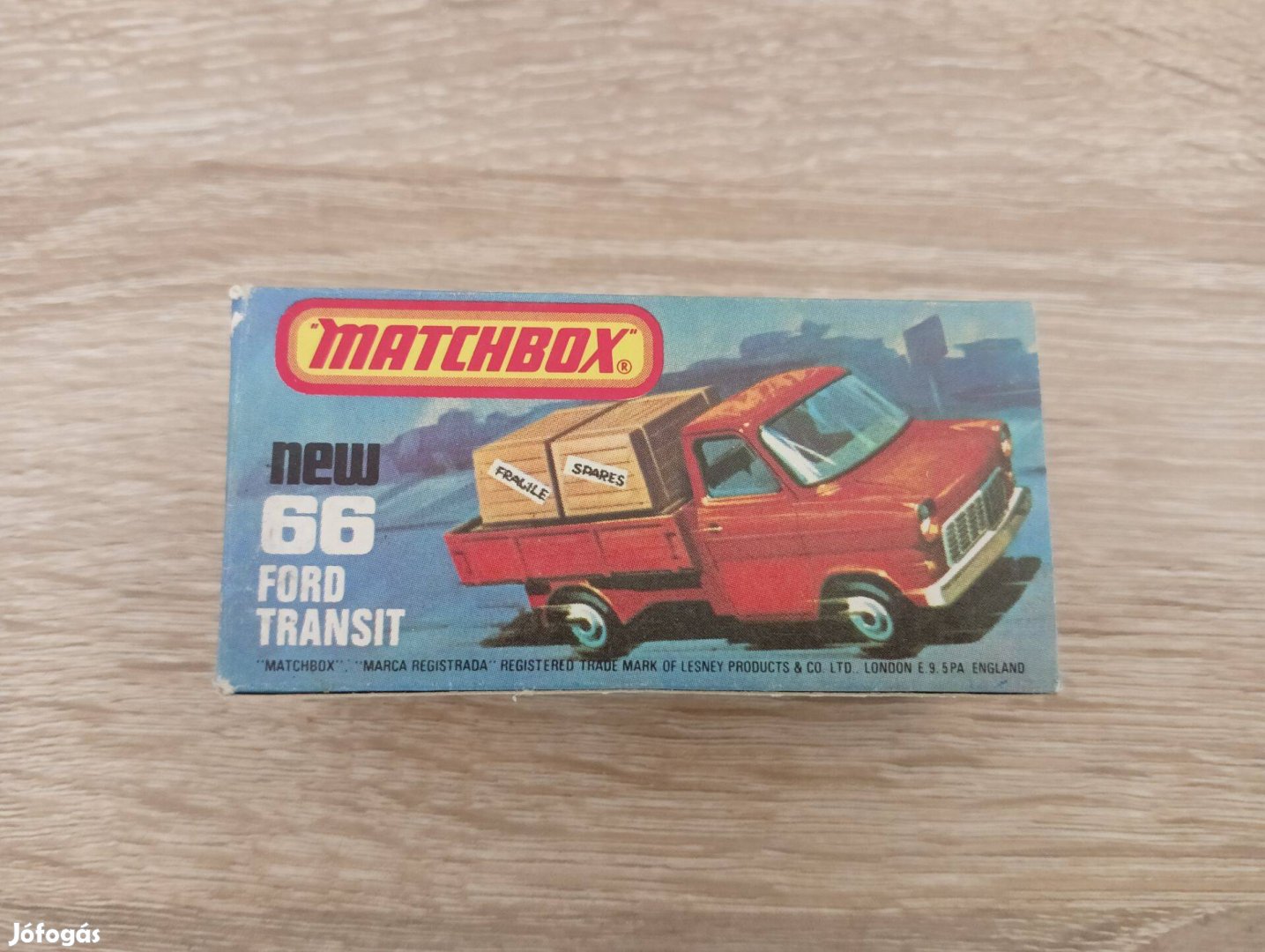 Matchbox Superfast 66 Ford Transit üres doboz