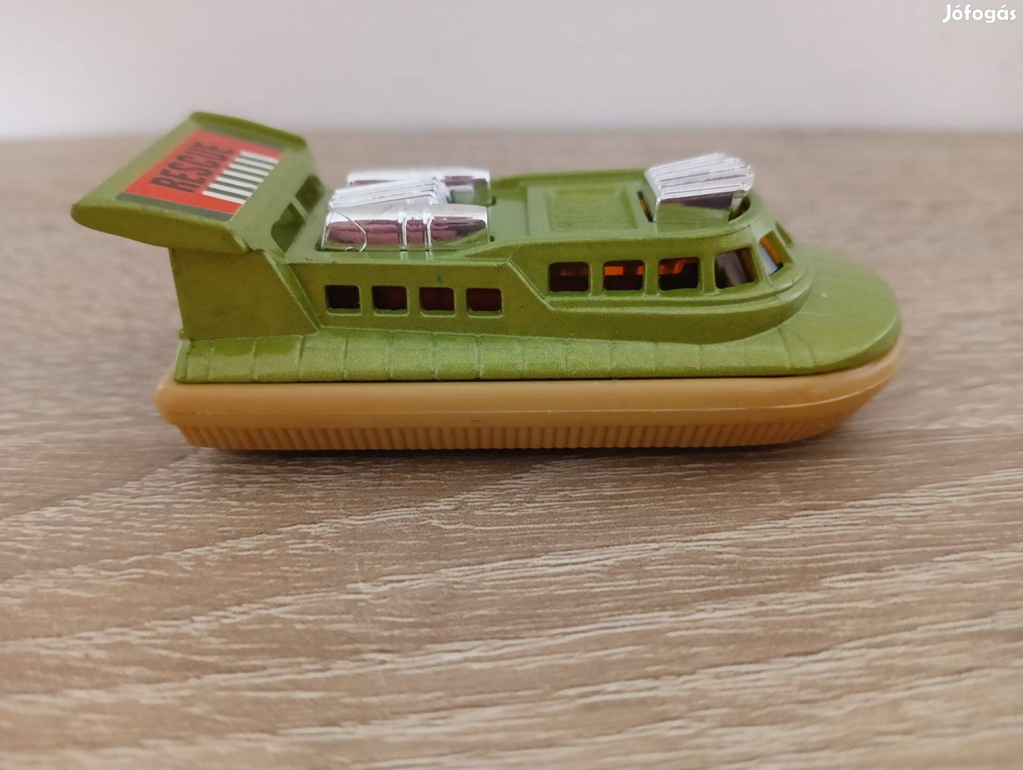 Matchbox Superfast MB2- Rescue Hovercraft