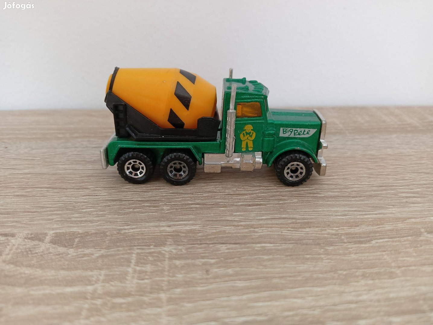 Matchbox Superfast No.19 Peterbilt cement truck