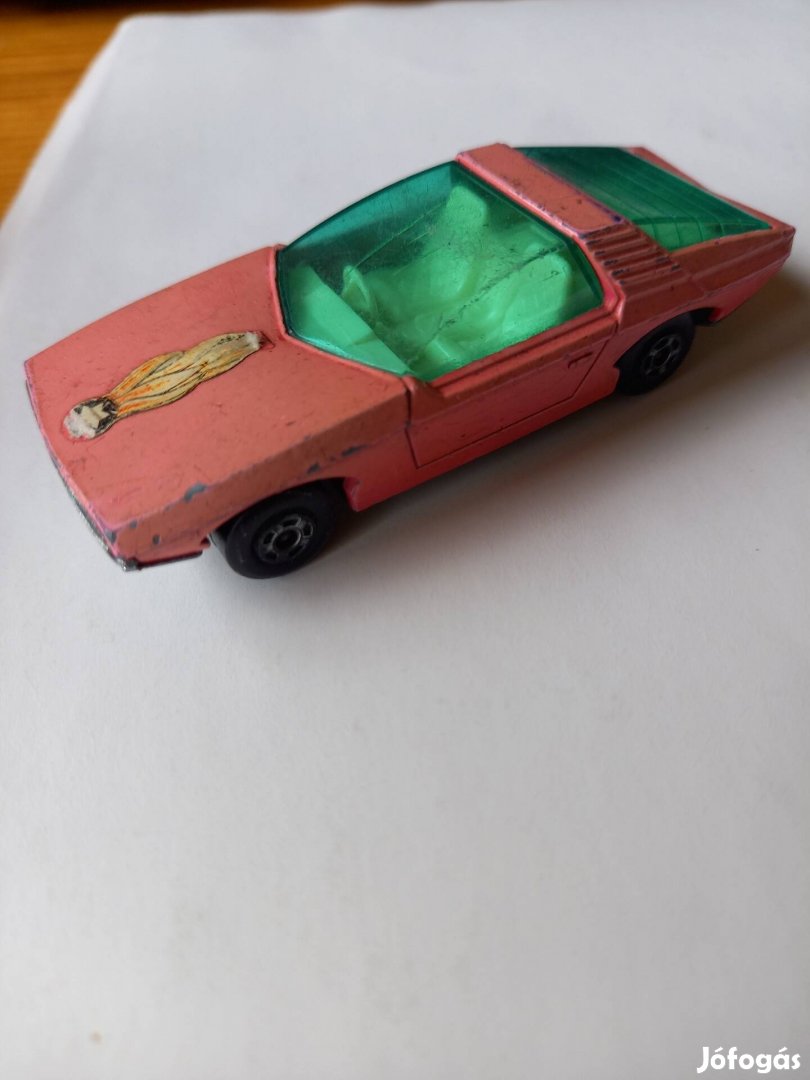 Matchbox Superfast No. 40 Vauxhall Guilsman 1971